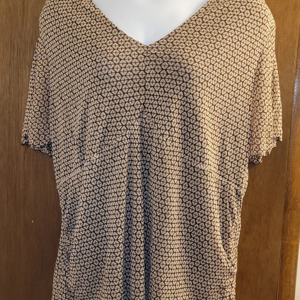 Attention Blouse Top Womens 3X Brown Beige Geometric V Neck Short Sleeve Stretch